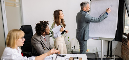 The Role of Incubators and Accelerators in Startup Investments