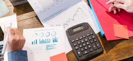 Top 10 Factors To Consider Before Investing In A Startup